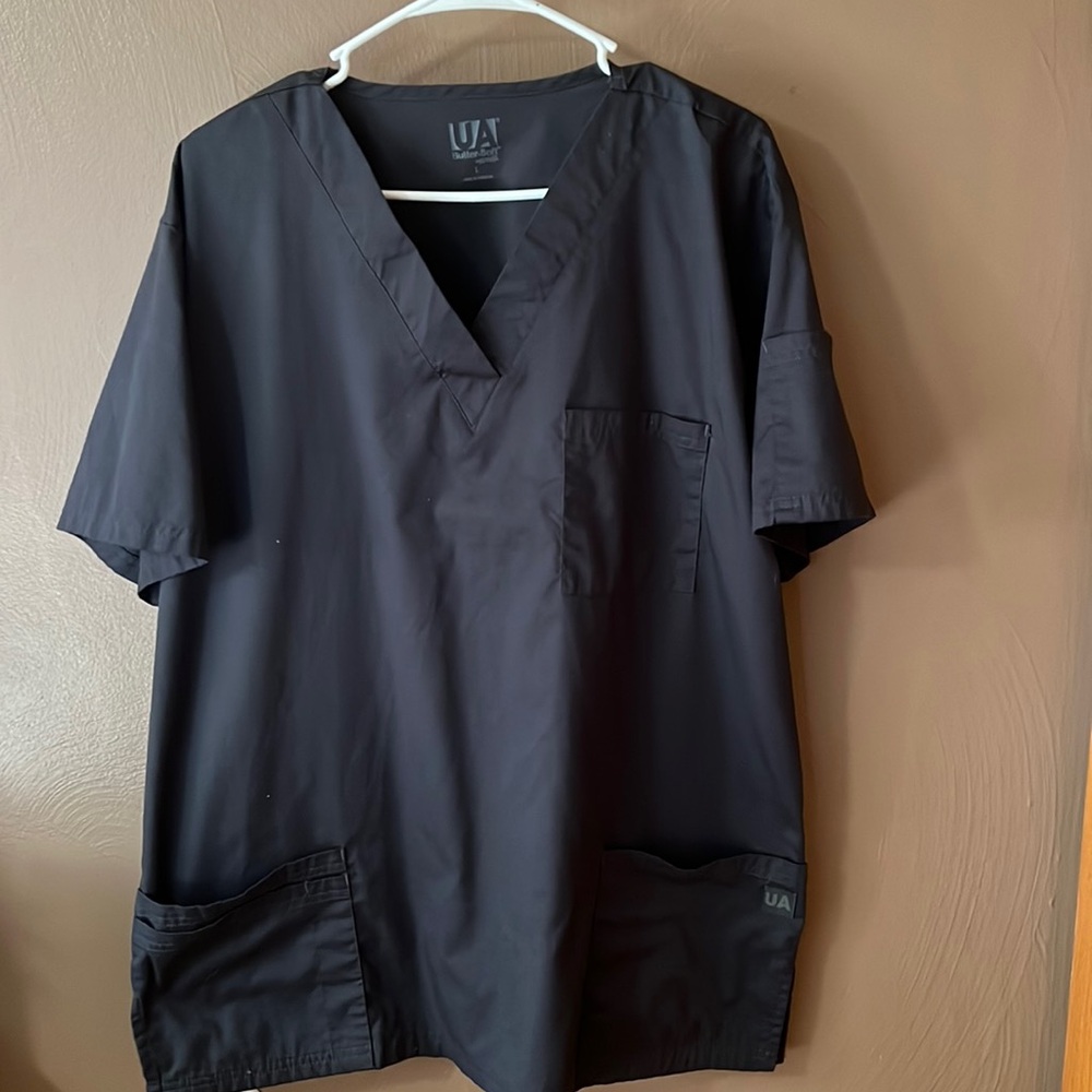UNIFORM ADVANTAGE MEN'S SCRUB TOP